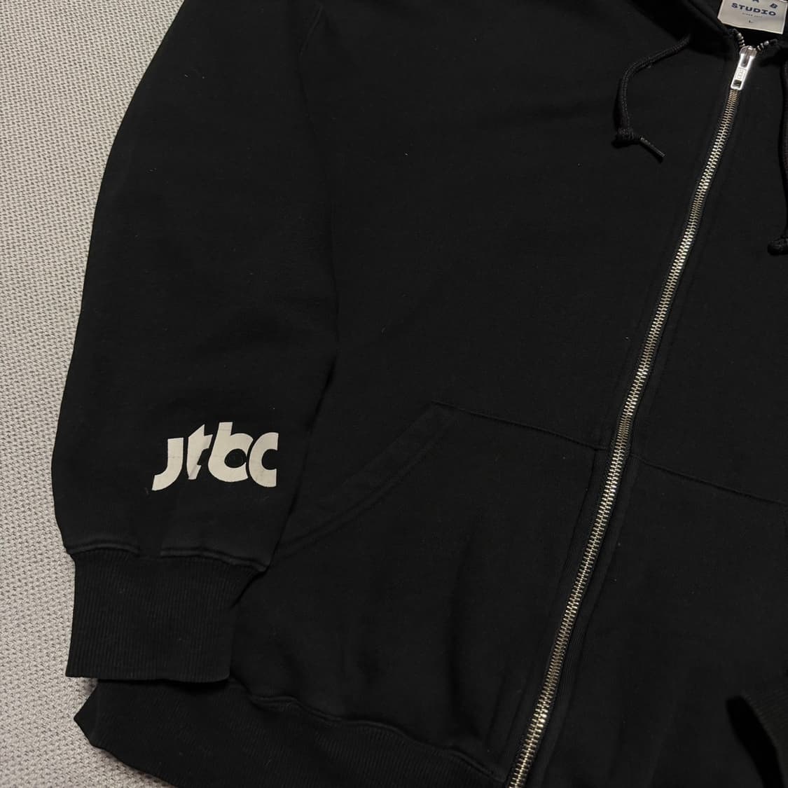아이앱 IAB 스튜디오 JTBC 스태프 후드집업 상품이미지3