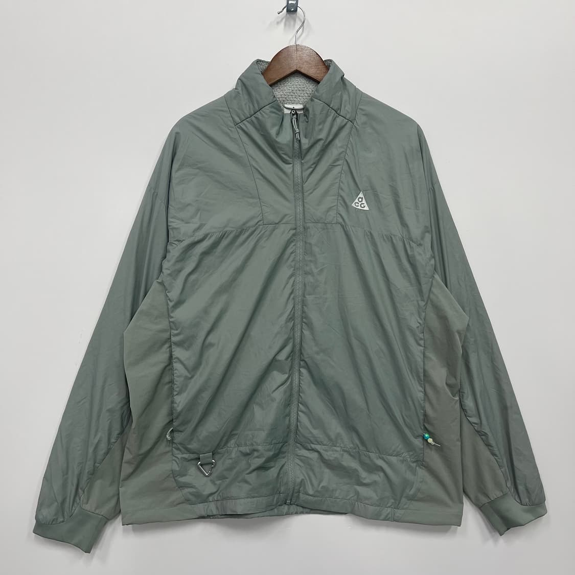 나이키 ACG 카키 바람막이 자켓 상품이미지1