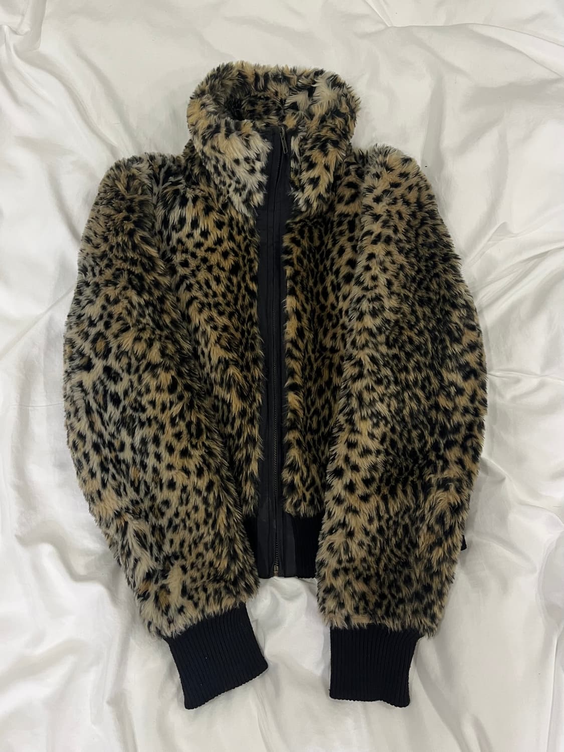 레오파드 하이넥 퍼자켓 상품이미지1