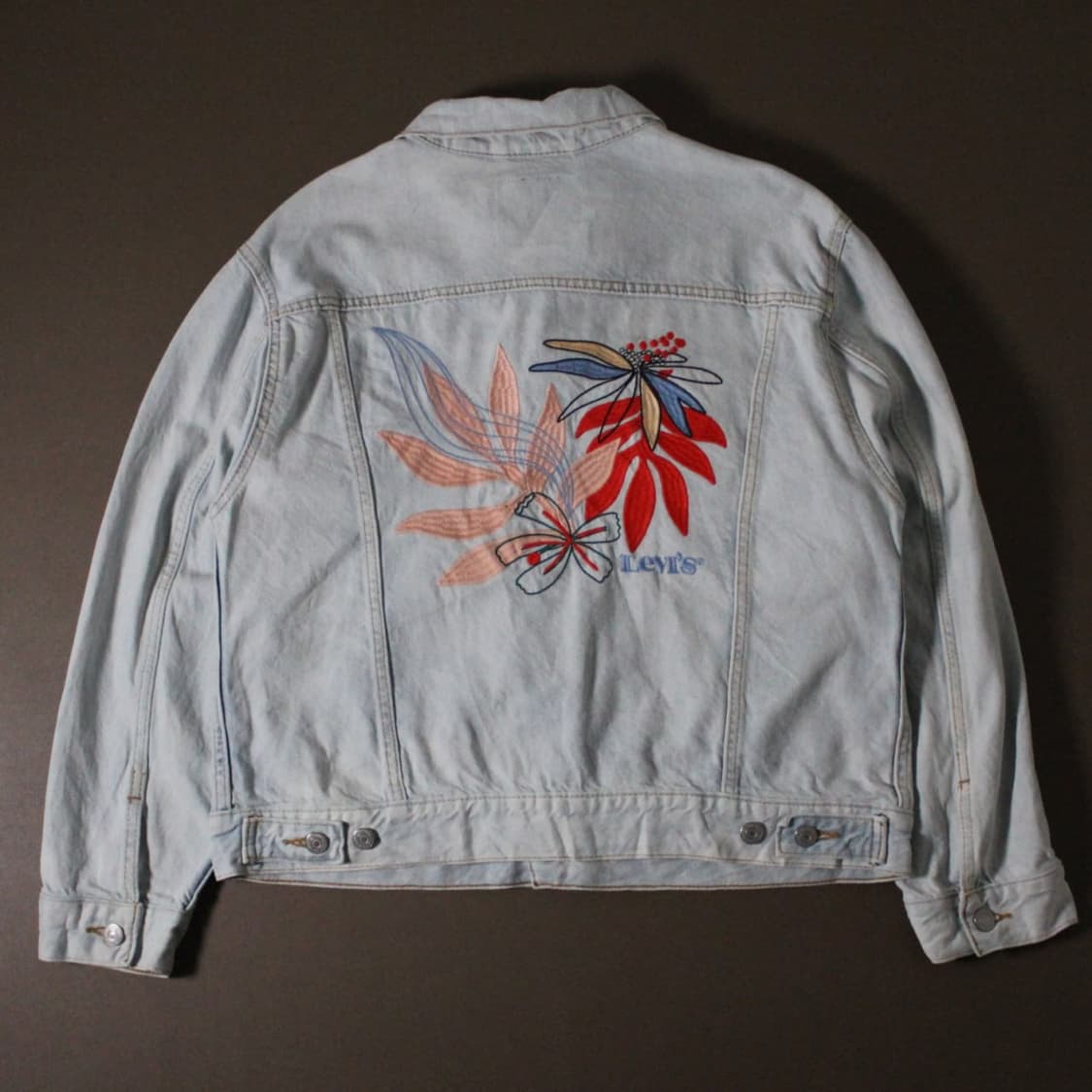 Levi’s 커스텀 플라워 아트 연청 데님 자켓 L017 상품이미지2