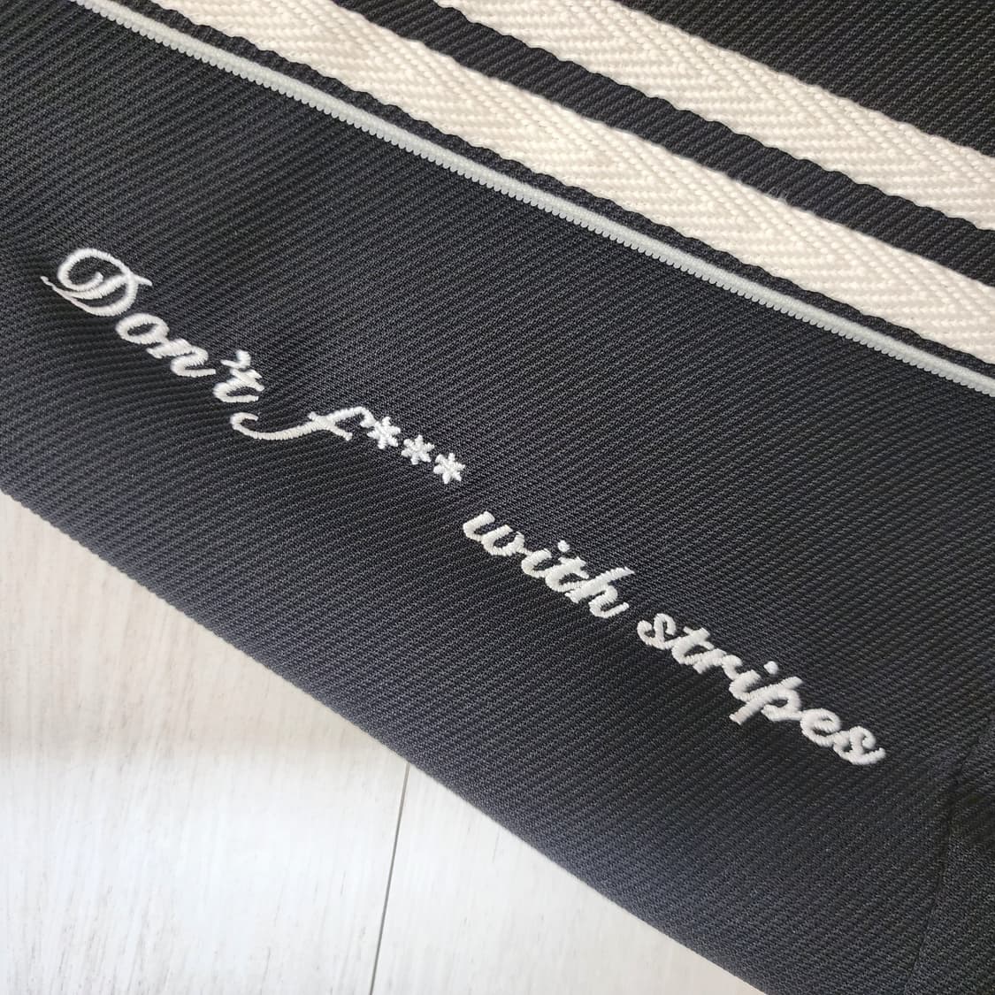 ADIDAS ORIGINALS
AVAVAV track pants 상품이미지5