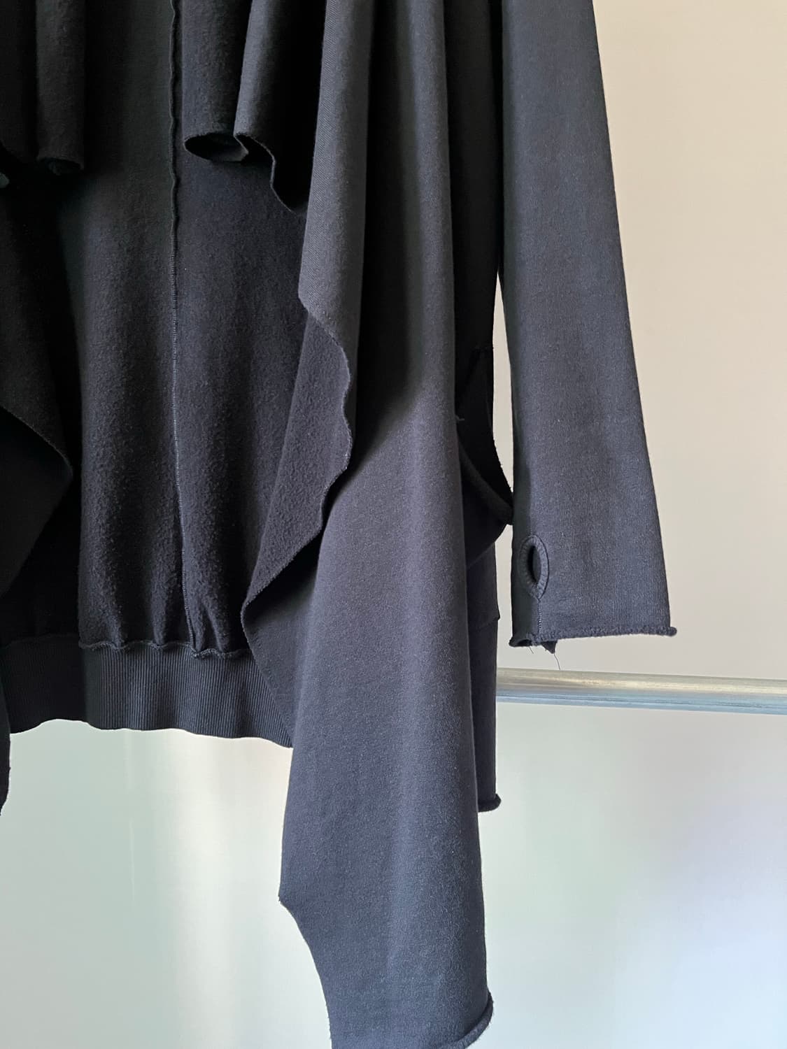 FIRST AID TO THE INJURED DRAPE CARDIGAN 상품이미지3