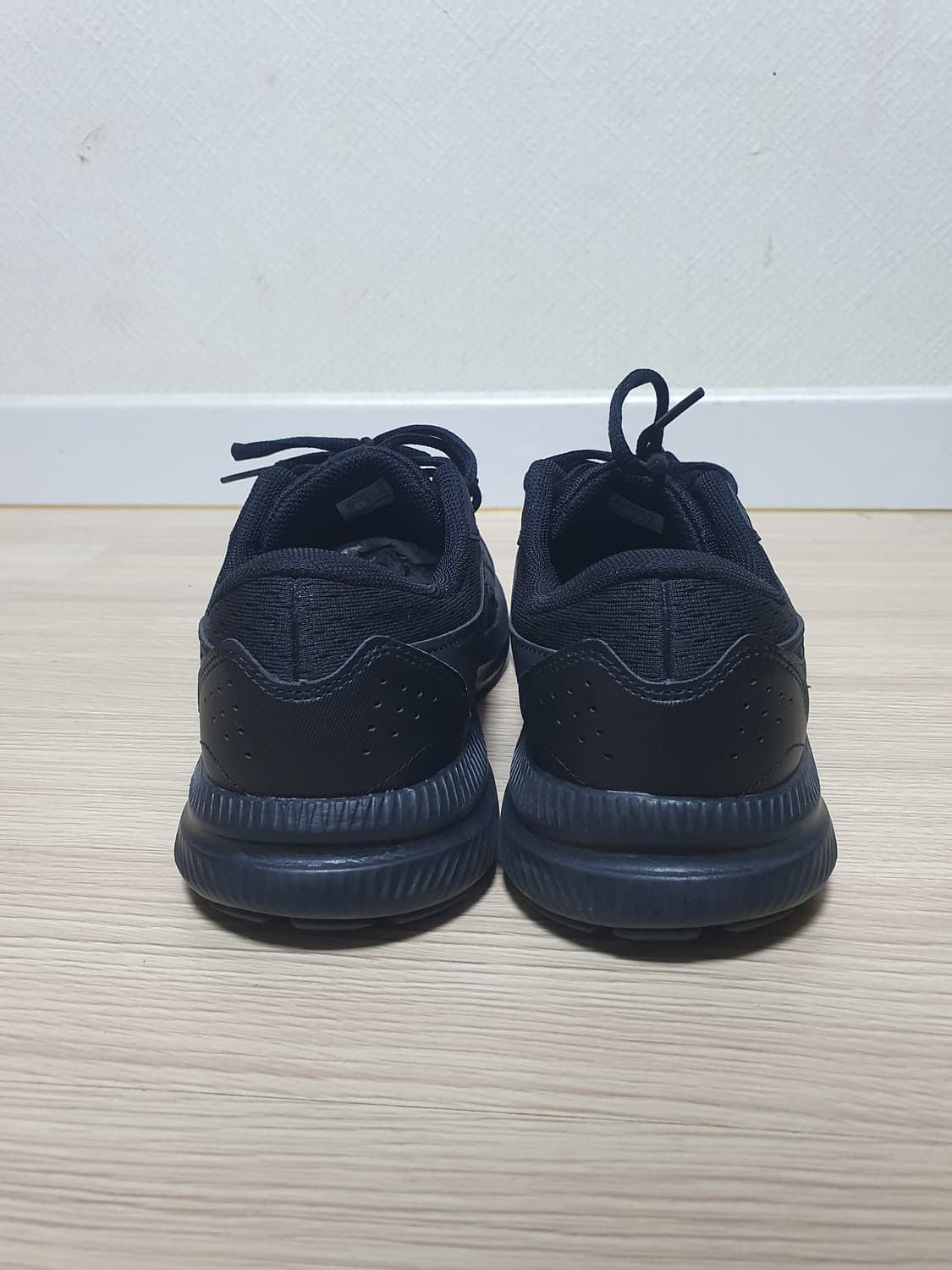 아식스 젤 컨텐드8 와이드 운동화 260 상품이미지5