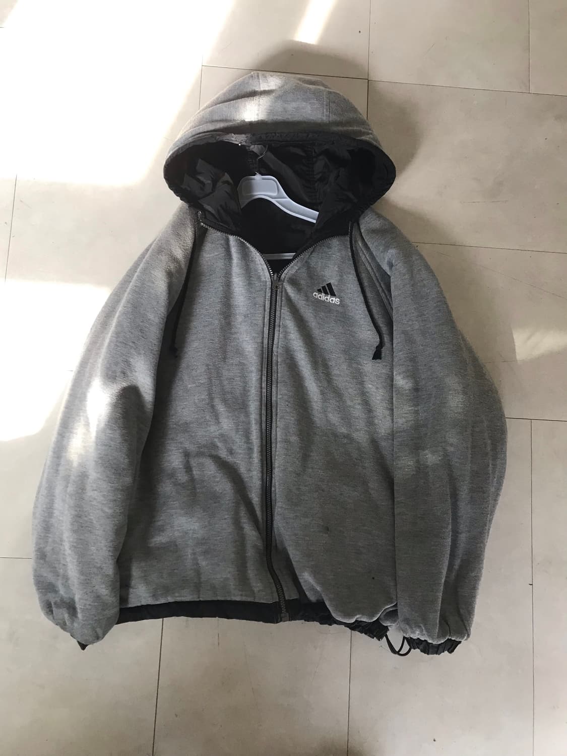 아디다스 90s 블랙 그레이 리버시블 패딩 상품이미지8