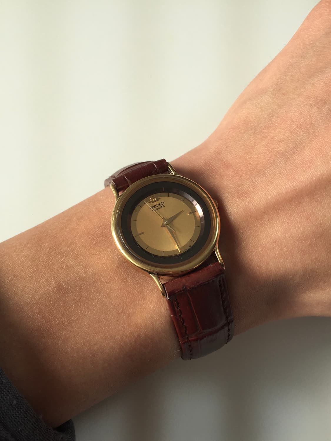 90s seiko gold-black combi quartz 상품이미지5