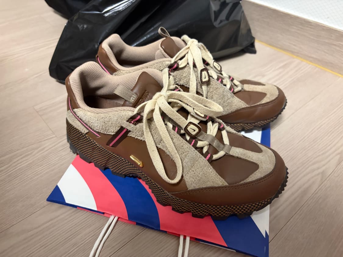 나이키 자크뮈스 에어 휴마라 브라운 265 상품이미지2