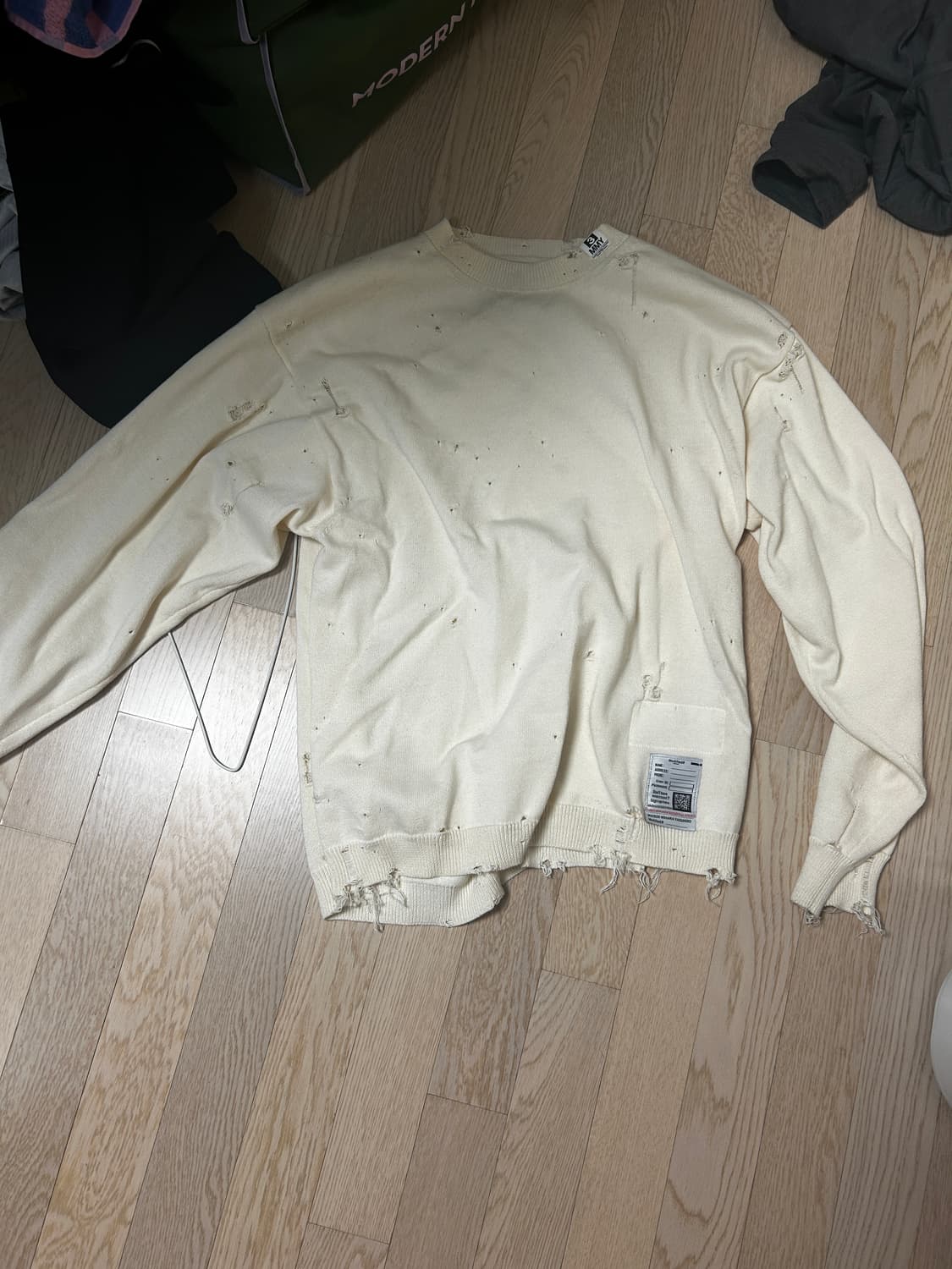 미하라야스히로 디스 디테일 니트 상품이미지2