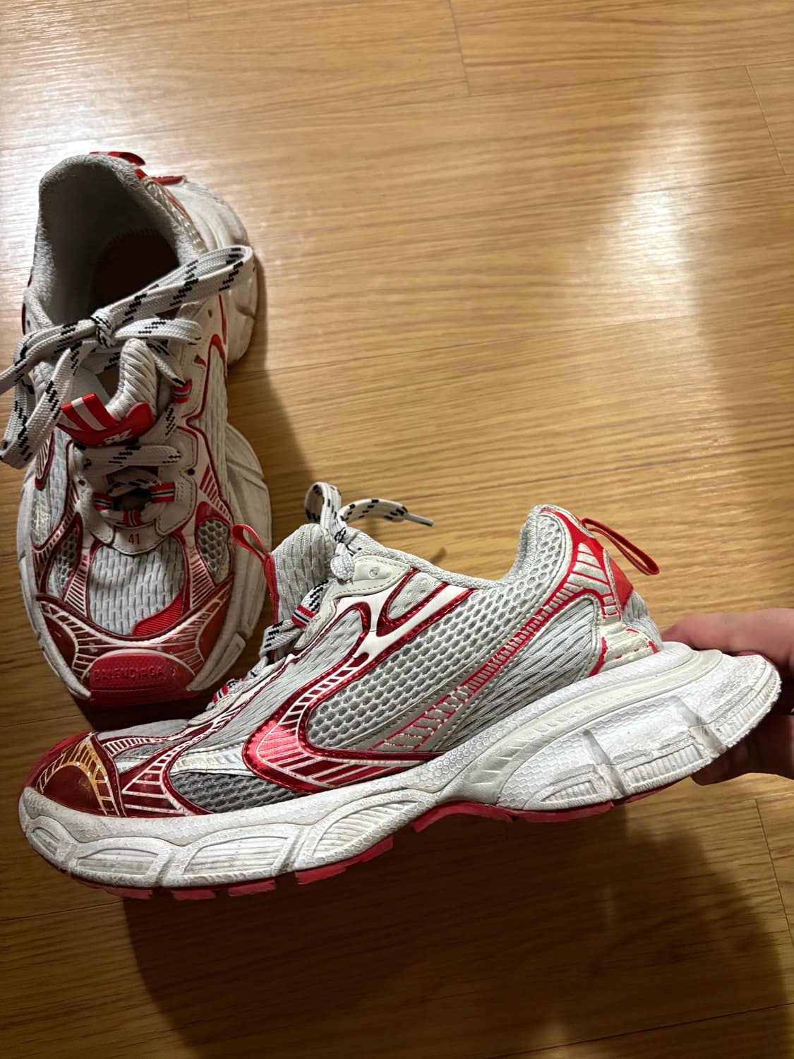 발렌시아가 3XL 러너 스니커즈 화이트/레드 41 상품이미지1