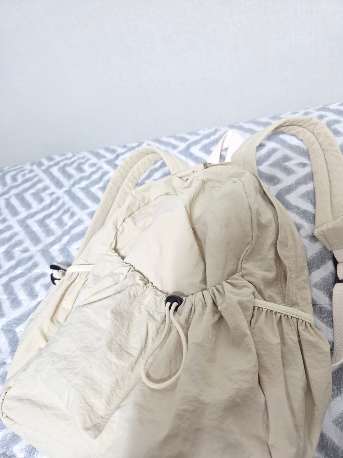 위베이지크 다담아 스트링 셔링 워싱 아이보리 백팩 가방 상품이미지4