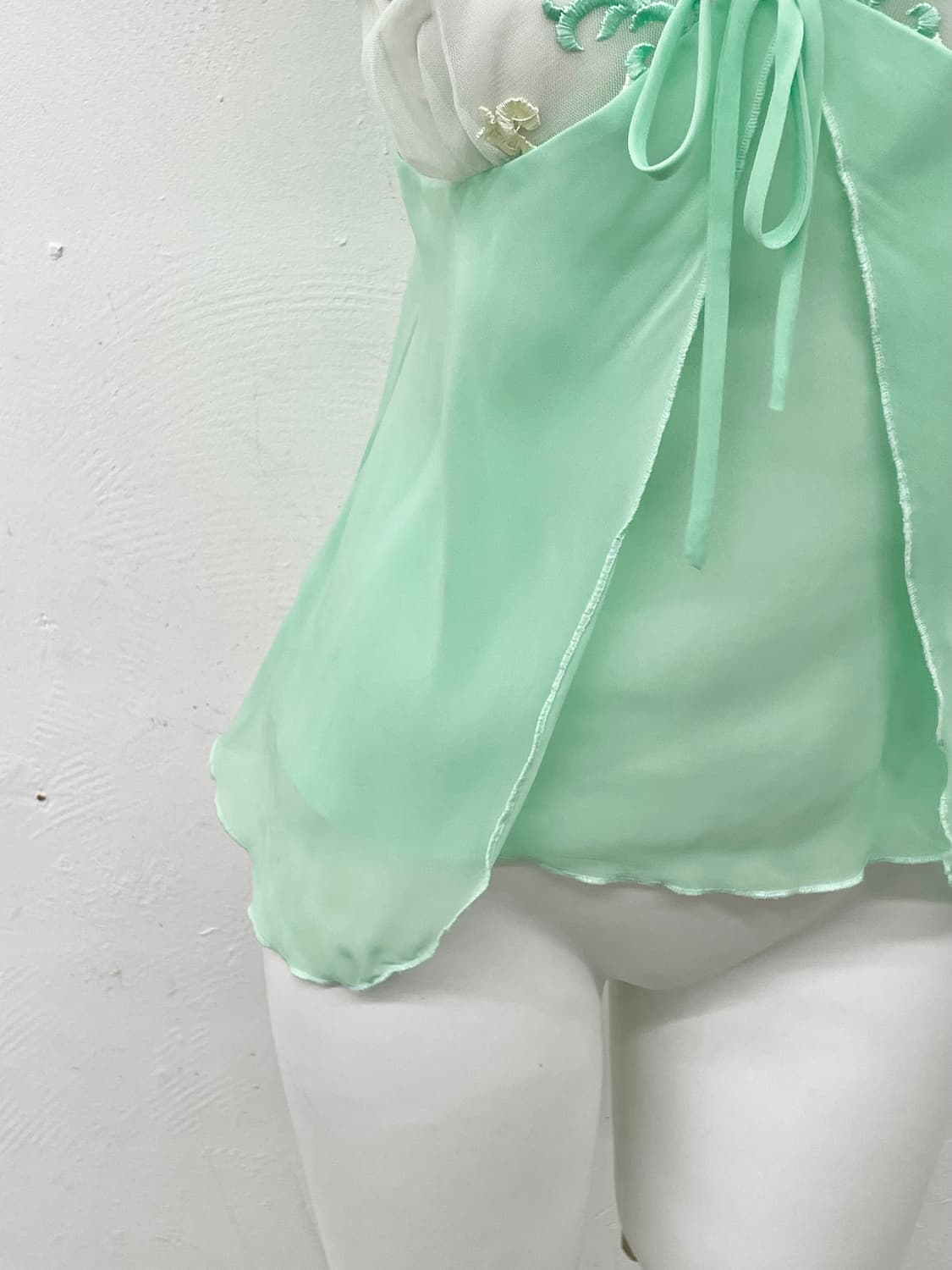 페어리 시어 레이어드 자수 슬립 상품이미지3