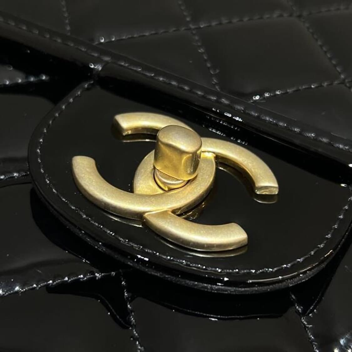 샤넬 페이던트 퀼팅 스쿨백 블랙 상품이미지6