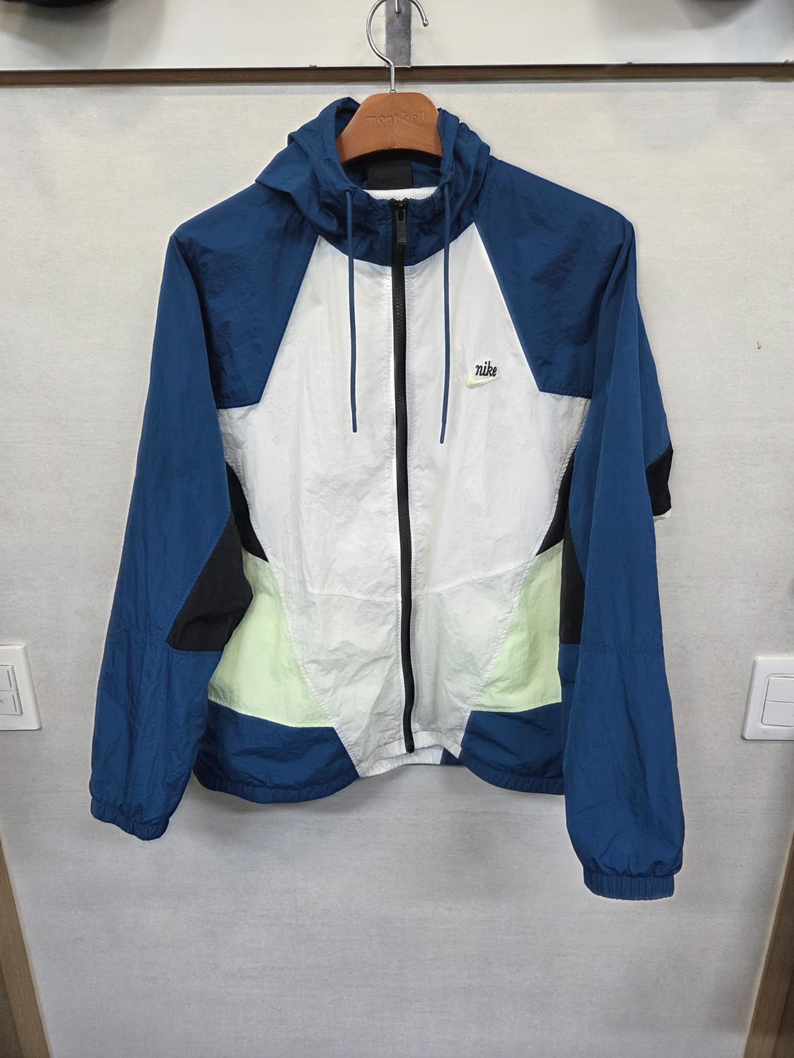 나이키 푸츄라 헤리티지 배색 우븐 후드자켓 xl 상품이미지1