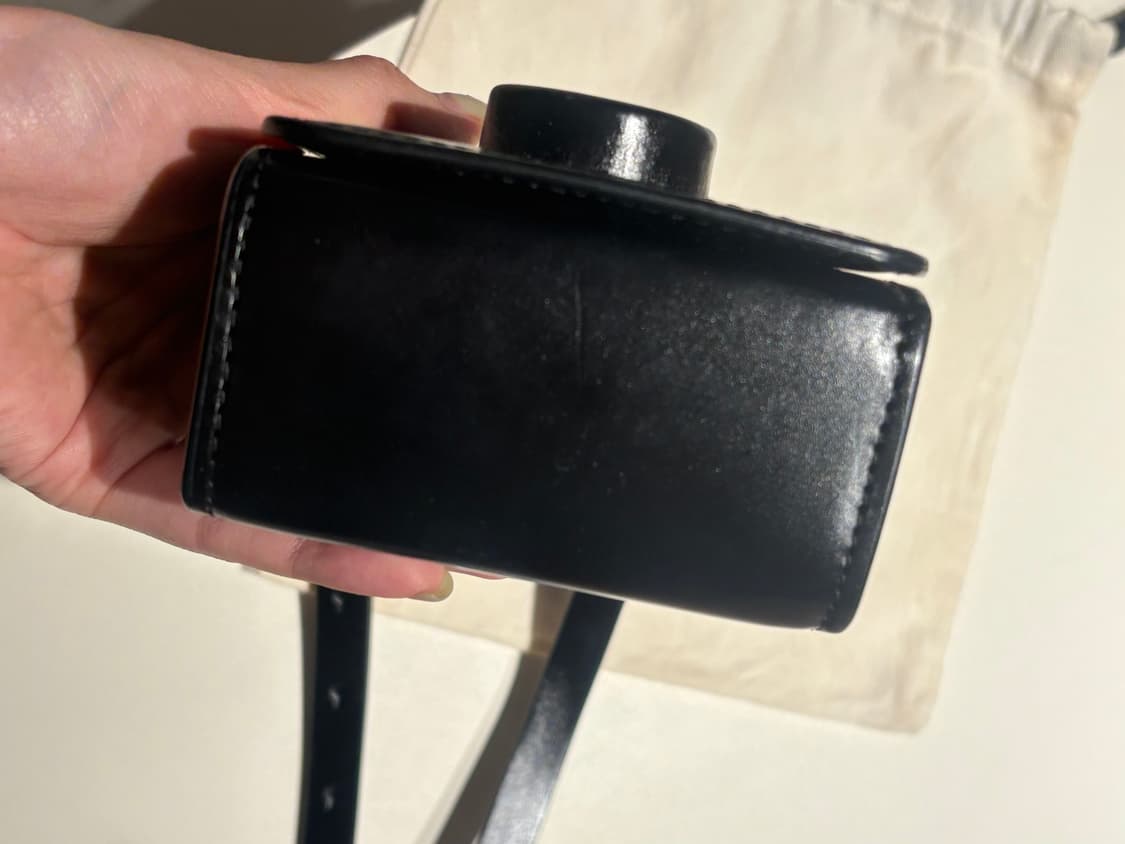 르메르 카메라백 미니 상품이미지4