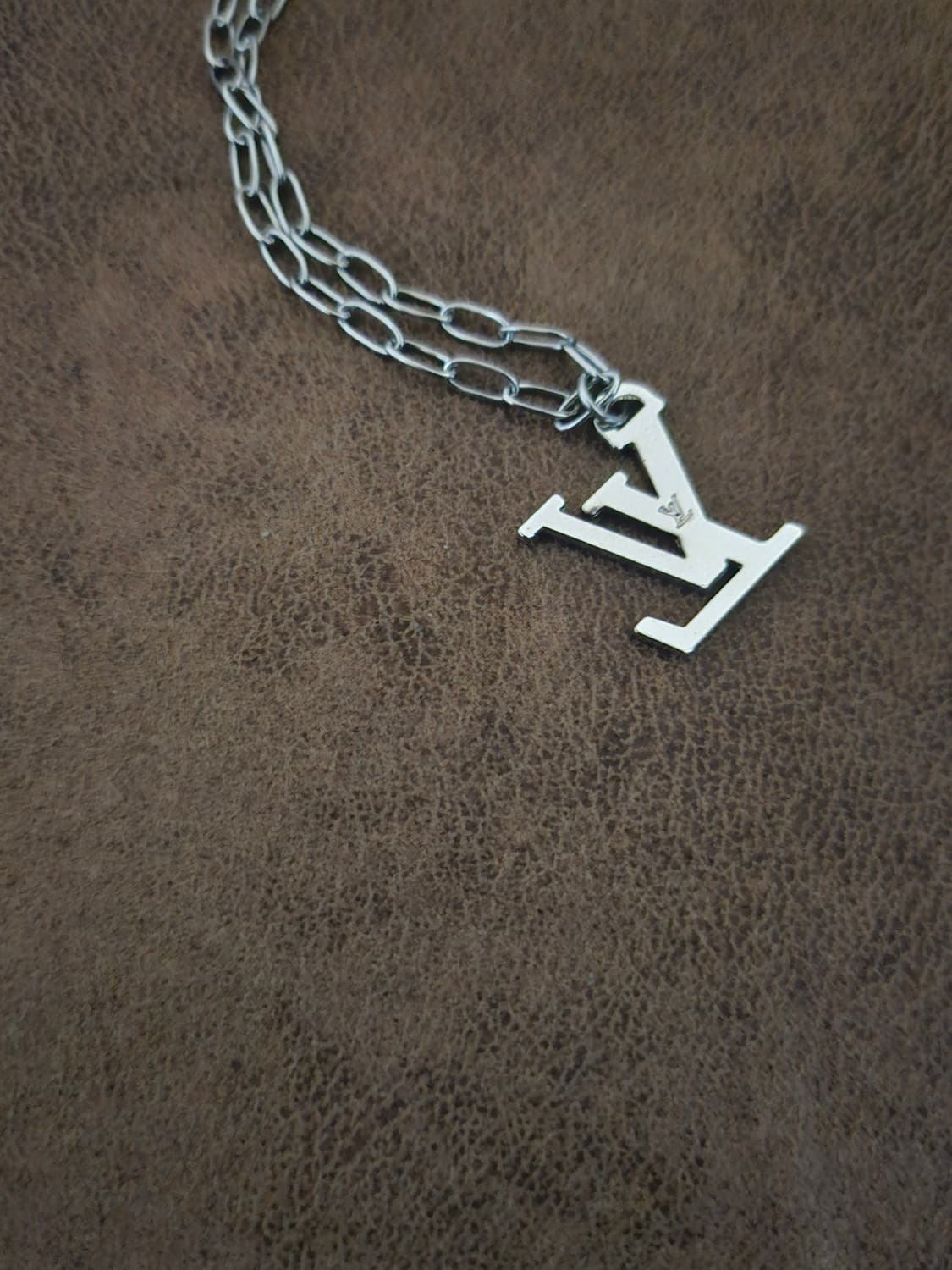 461 루이비통 정품 빈티지 업사이클링 남자 목걸이 남여공용 상품이미지4