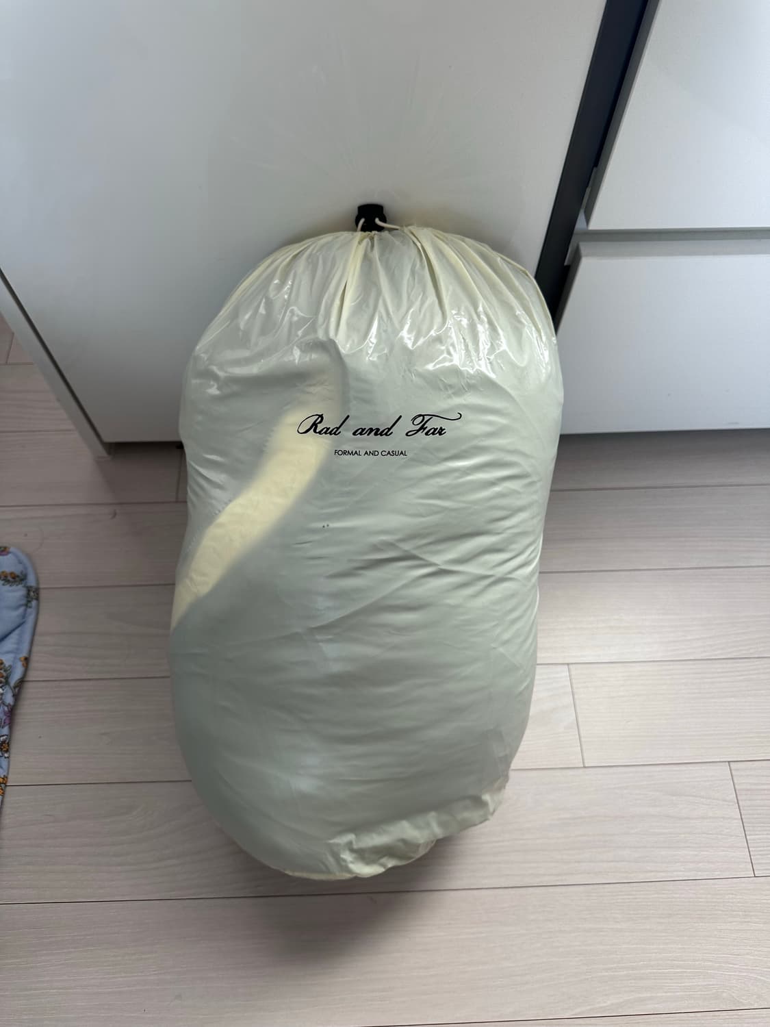 라드앤파 유광 디태처블 숏패딩 상품이미지7