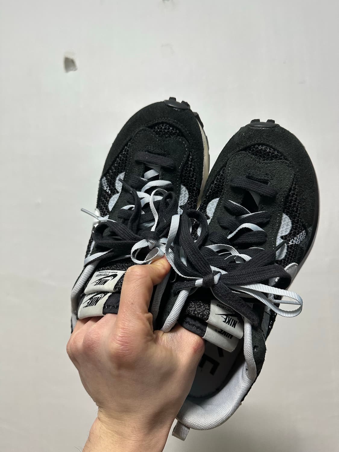 나이키 사카이 베이퍼와플 블랙 화이트 상품이미지5