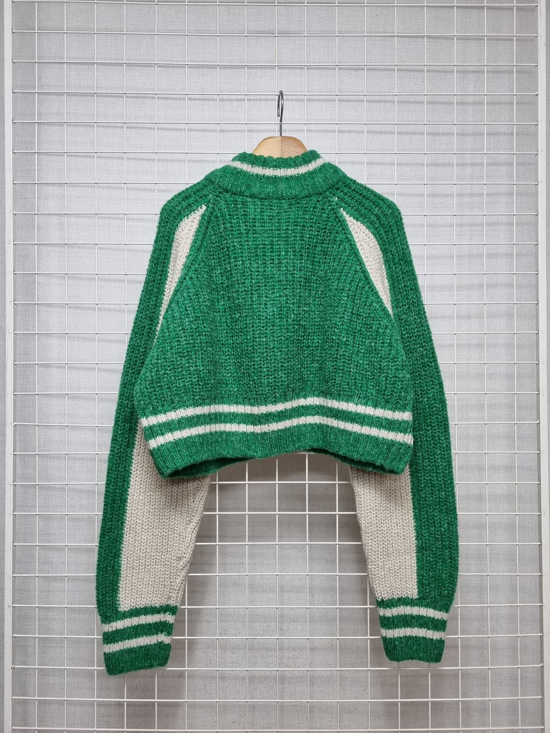 (택포) 어반드레스 집업 니트가디건 (새상품급) 상품이미지3