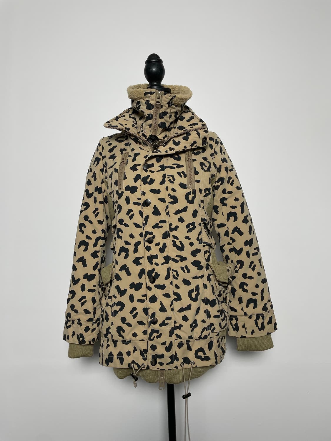 jpn 갸루 레오파드 호피 무늬 패딩 자켓 상품이미지4