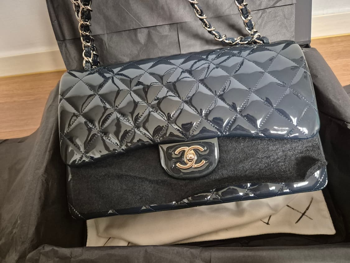 (미사용)샤넬 클래식 페이던트 플립백 라지 상품이미지1