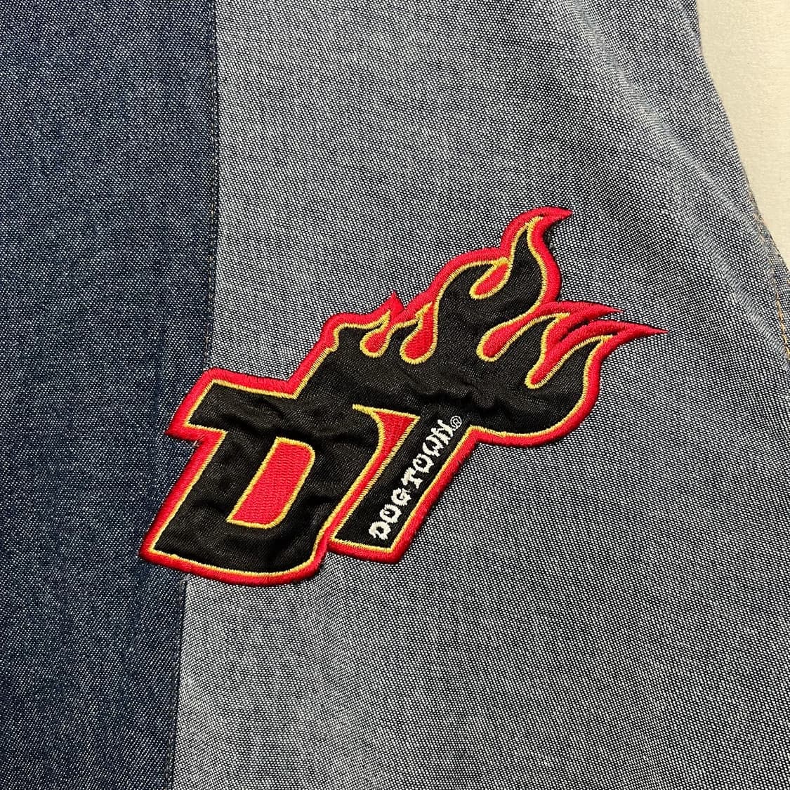 독타운 연중청 파이어 로고 패치 데님 집업 상품이미지3