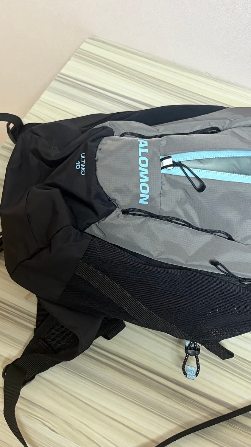 살로몬 울티모 10L 백팩 차콜 상품이미지2