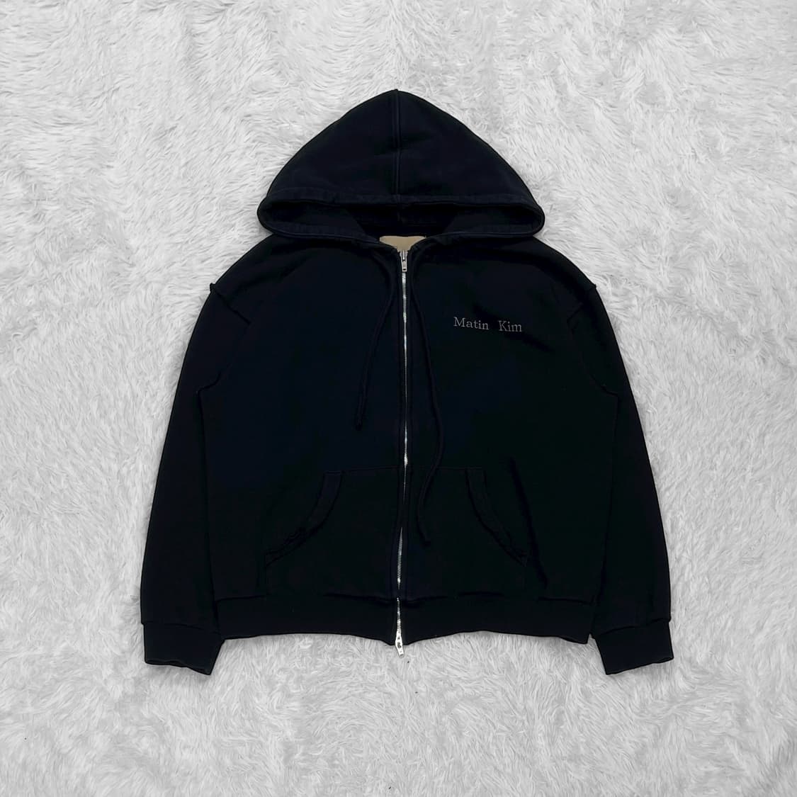 마뗑킴 피그먼트 솔리드 후드집업 블랙 상품이미지3
