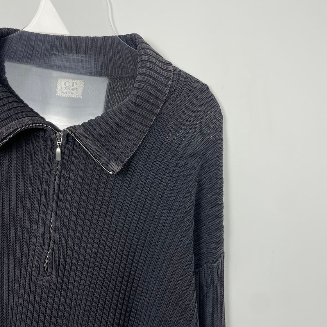 Cp company 씨피컴퍼니 하프집 니트 티셔츠 상품이미지5