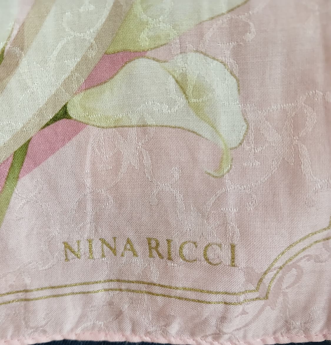 Nina Ricci 핑크스카프 상품이미지2