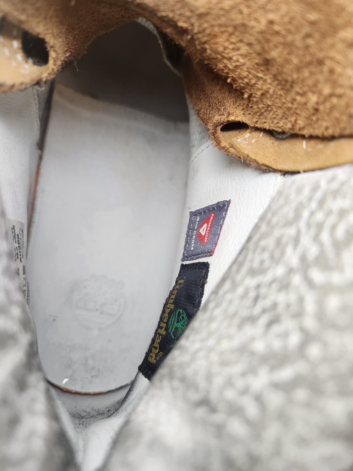 팀버랜드 TPU 아웃솔 6인치 프리미엄 부츠 (250) 상품이미지3