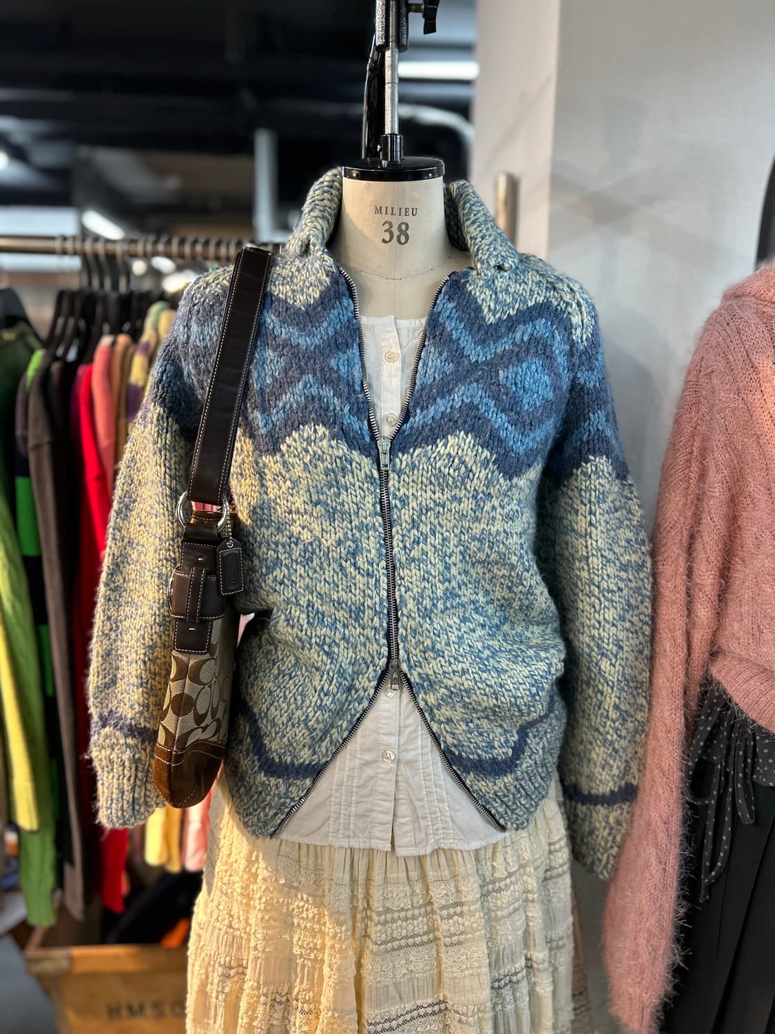 Vintage Blue y2k Cowichan 상품이미지2