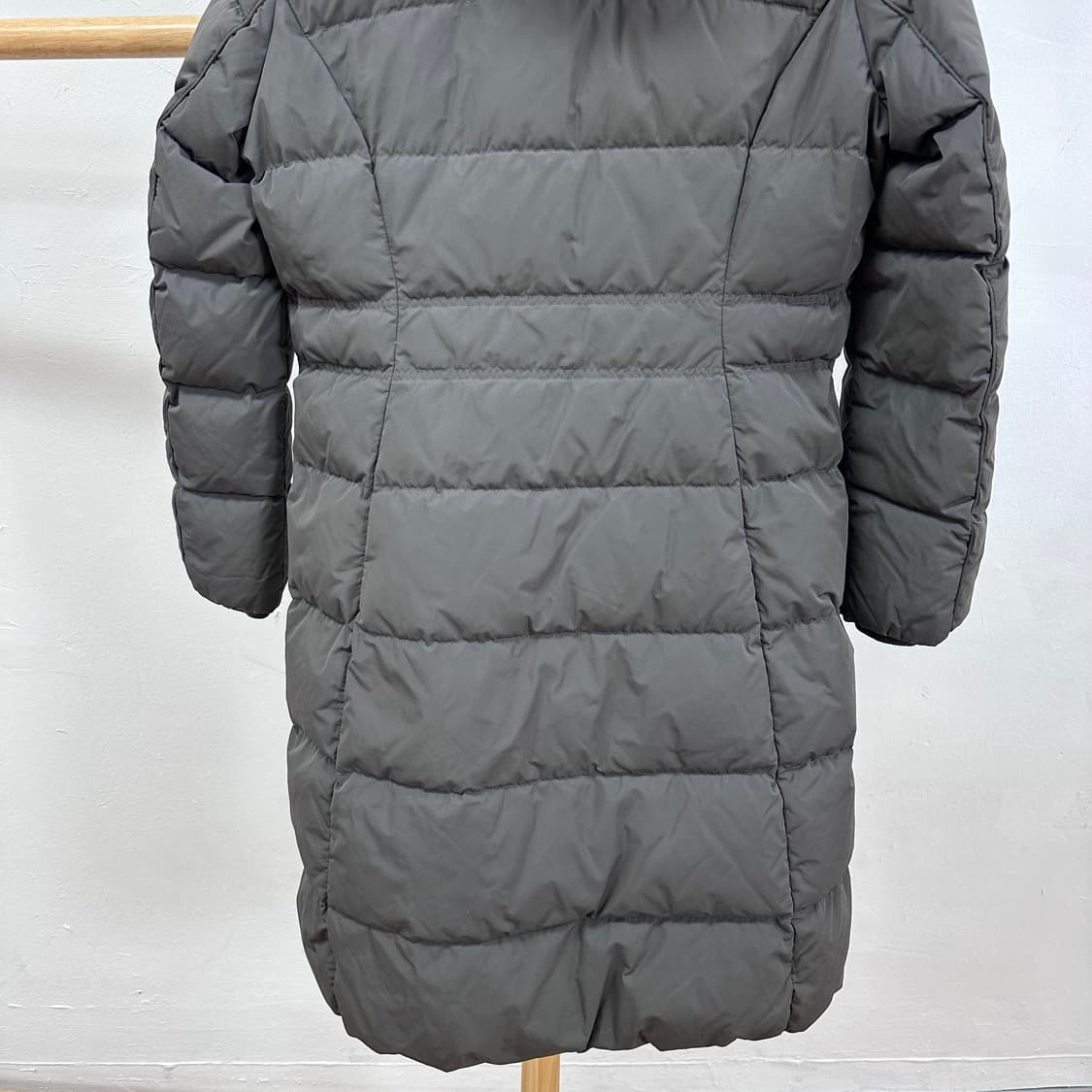 헤지스 HAZZYS 여성 구스 다운 롱패딩 90사이즈 J21 상품이미지7