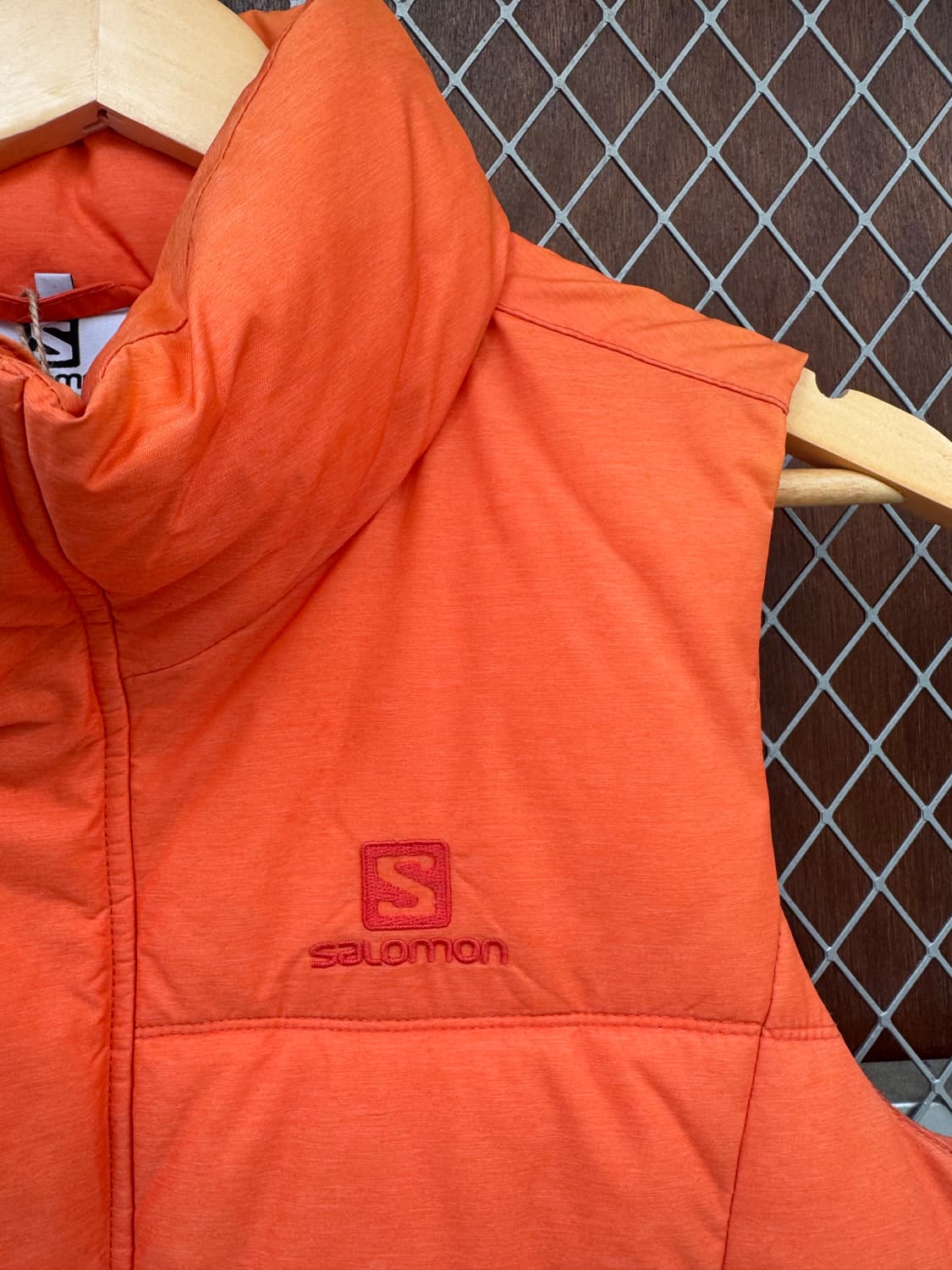 살로몬 오렌지 하이넥 스퀘어 패딩 조끼 베스트 95 상품이미지3