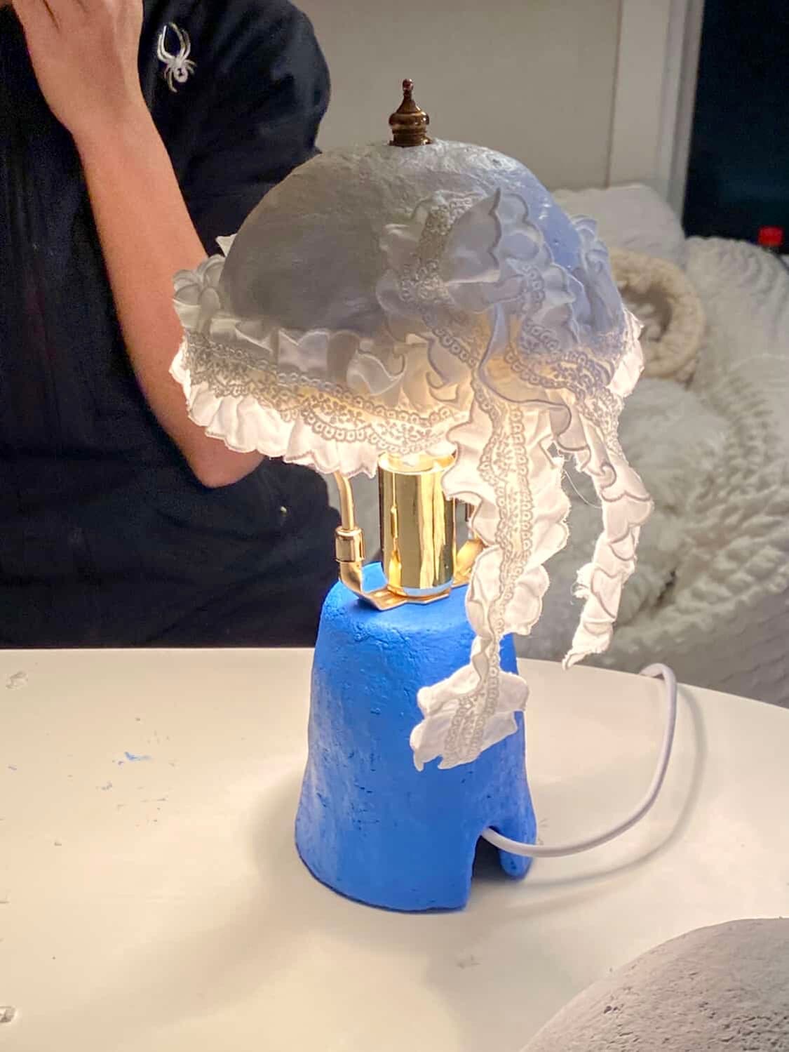 세상에 하나뿐인 페이퍼마쉐 조명-마이 페어 레이디🩵🤍 상품이미지6