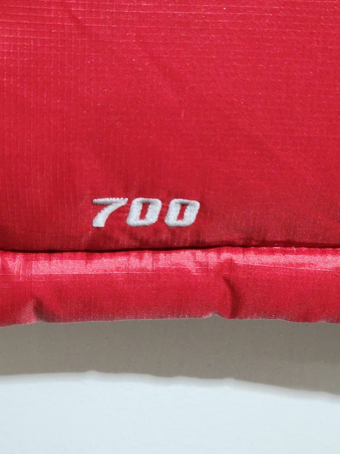 (95) 노스페이스 눕시 패딩조끼 검빨 거위털 700 구스다운 베스트  상품이미지5