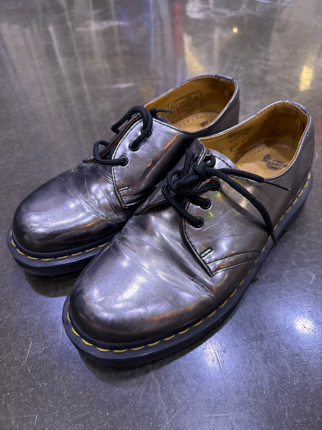 닥터마틴 13060 더비슈즈 메탈릭 실버 260 상품이미지1