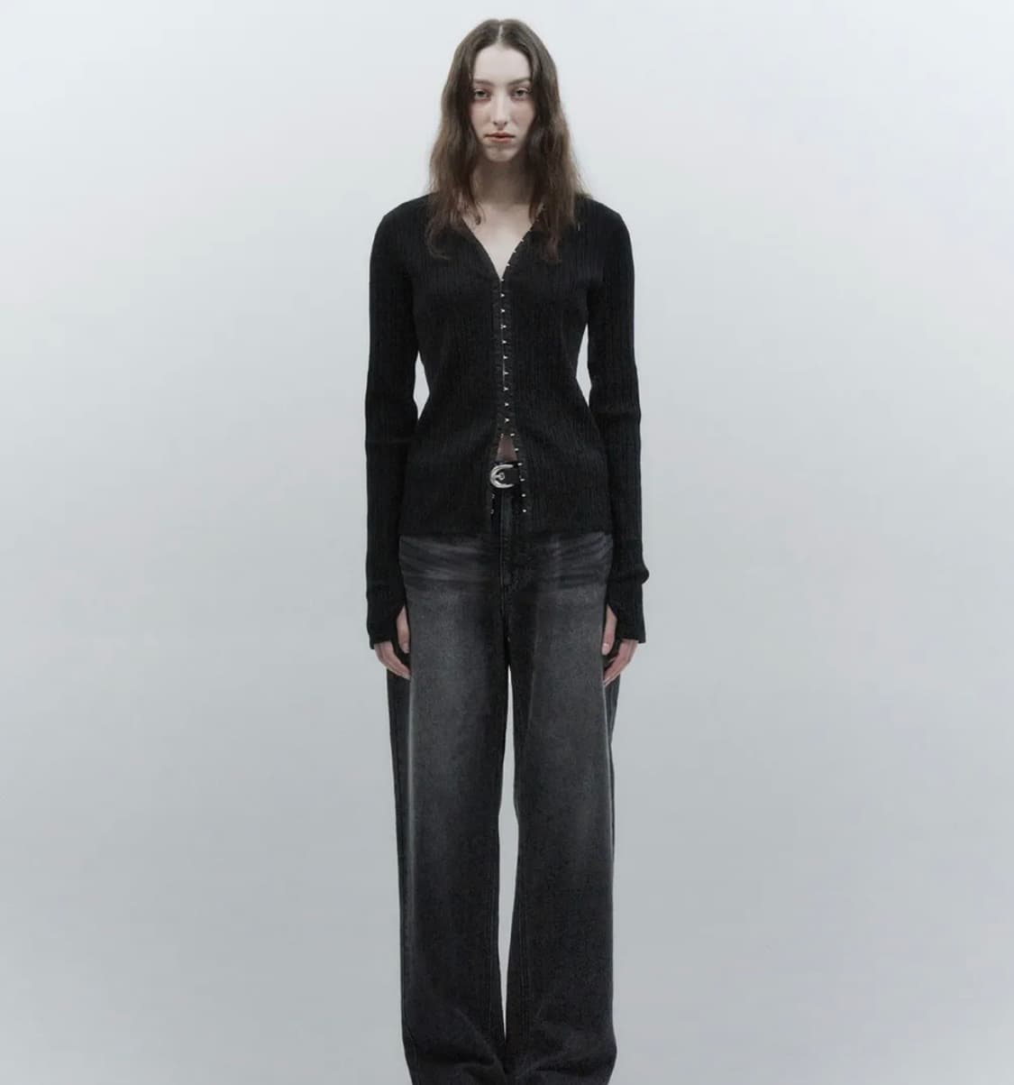 인사일런스 우먼 후크 디테일 탑 black 상품이미지1