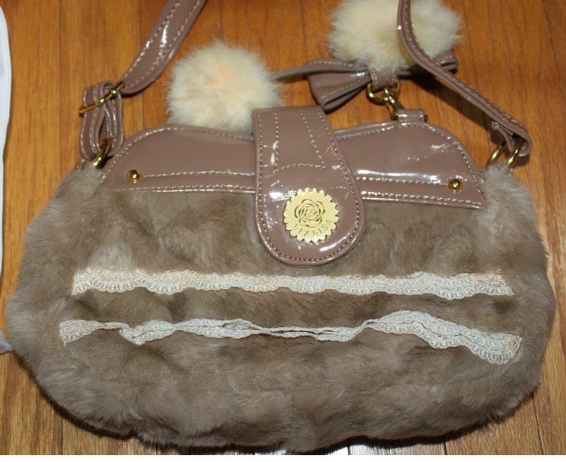 리즈리사 격레어 퍼 폼폼이 핑크 금장 숄더백 히메갸루 달천깔 핀터레스트 상품이미지2