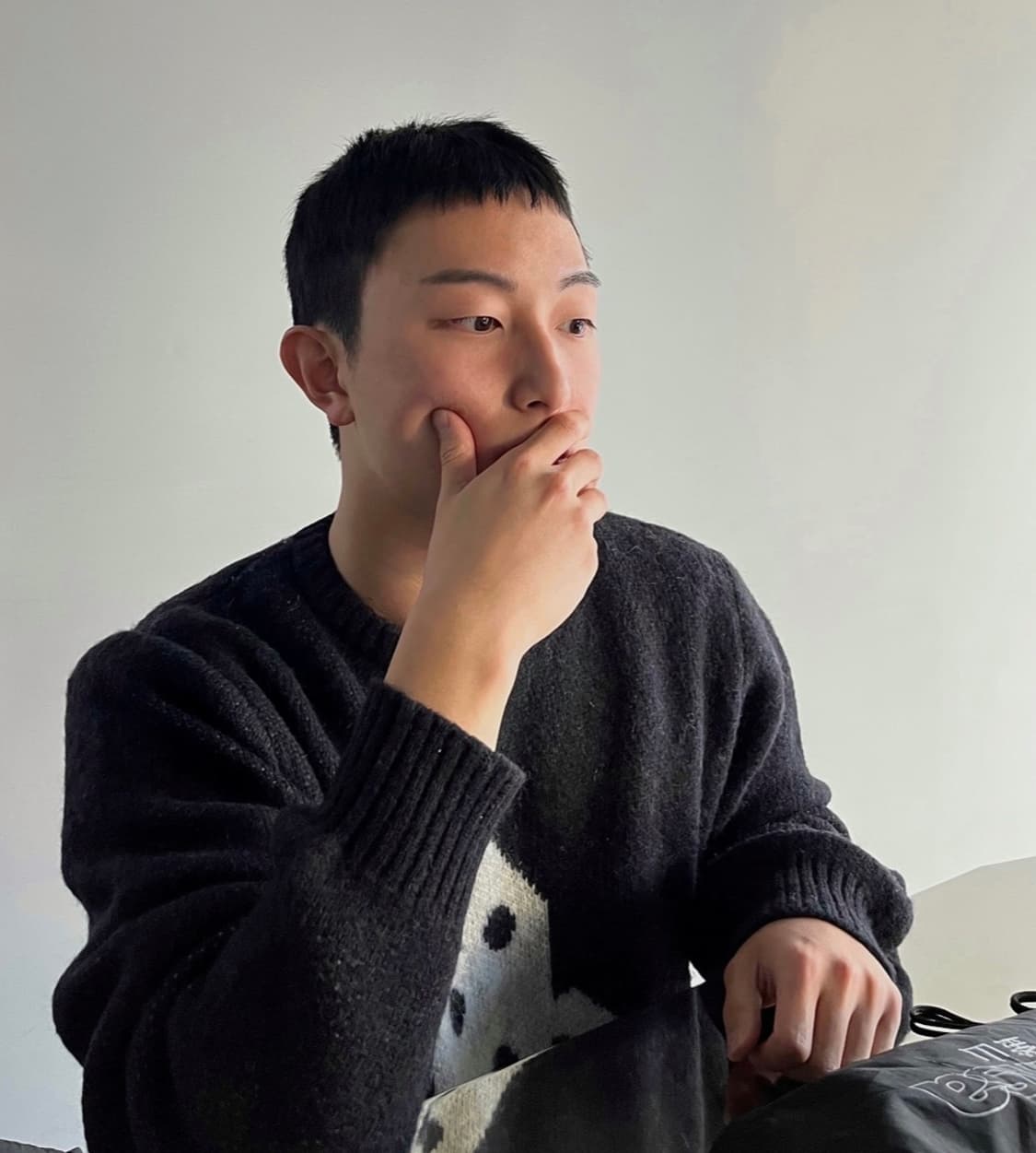 스투시 다이스 모헤어 스웨터 블랙 판매합니다. 상품이미지1