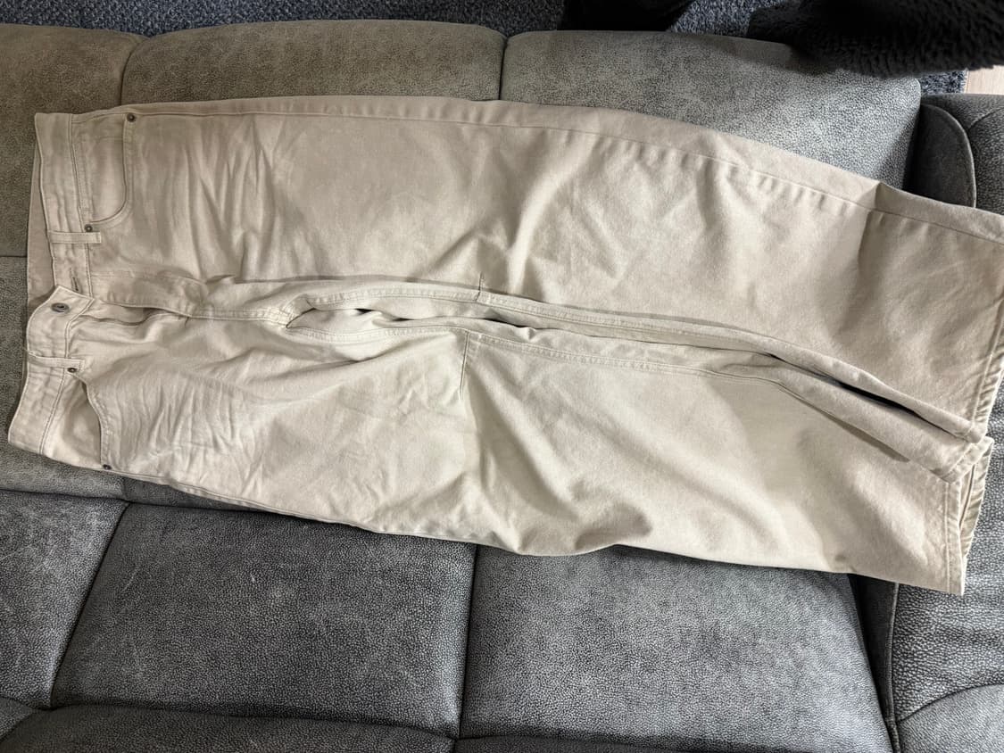 쿠어 엠보 워시드 딥 커브드 데님 팬츠 크림 베이지 상품이미지1