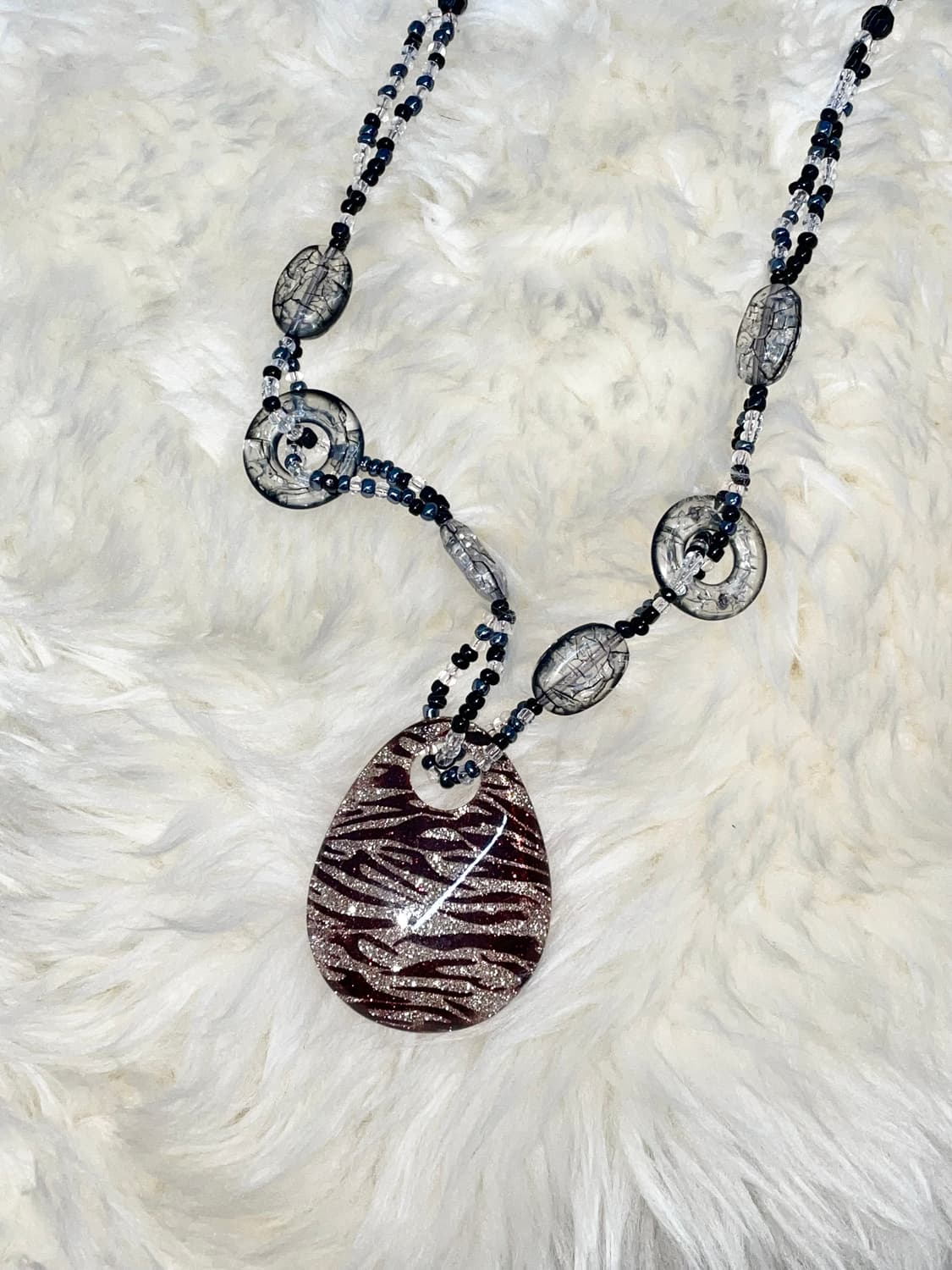 블랙페어리 지브라 드롭 네크리스 상품이미지4