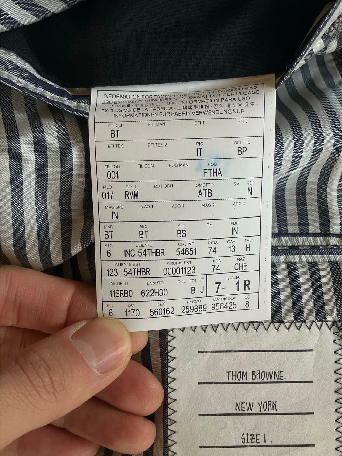 톰브라운 트위드 자켓 48 made in Italy 상품이미지8