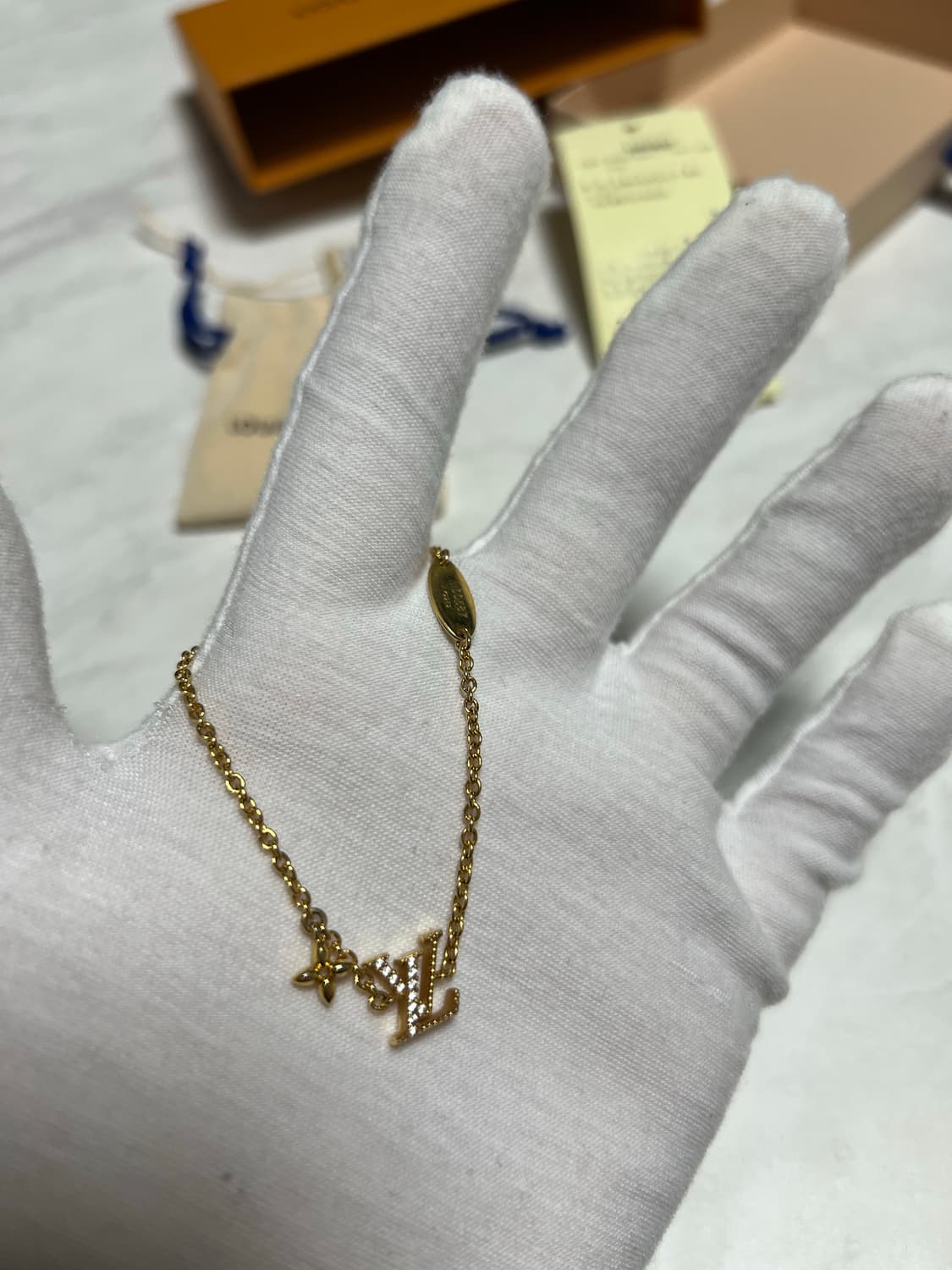 루이비통 LV 아이코닉 팔찌 M00587 상품이미지3