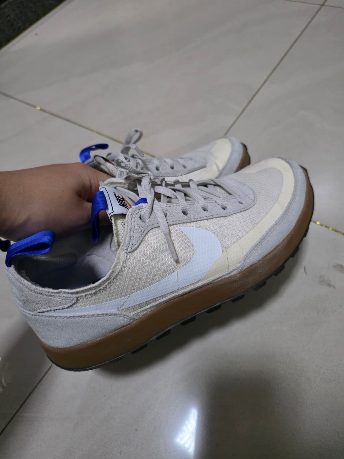 나이키 제너럴 퍼포즈 슈 톰 삭스 라이트 크림 275 상품이미지1