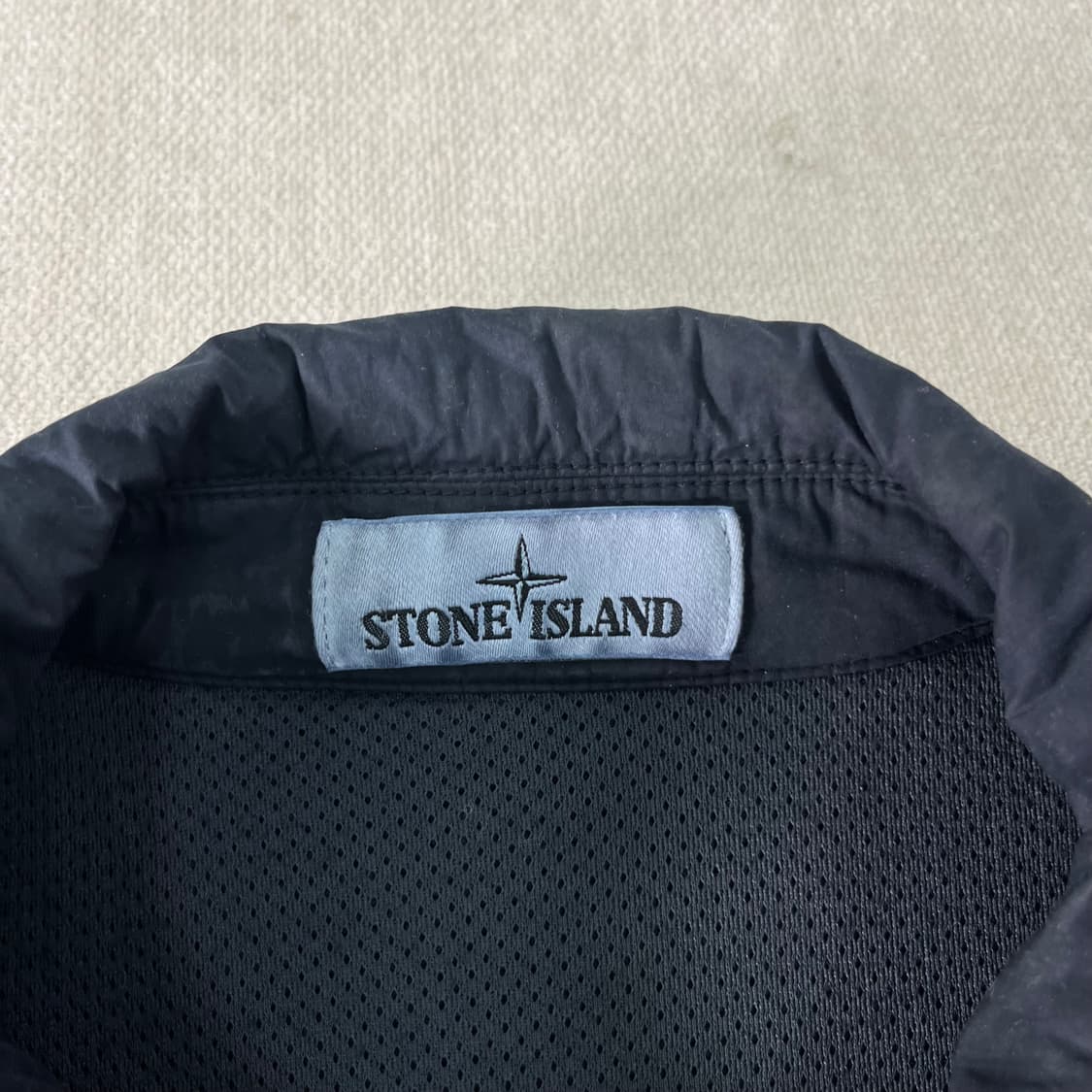 105 스톤아일랜드 20FW 나일론 오버셔츠 자켓 상품이미지3
