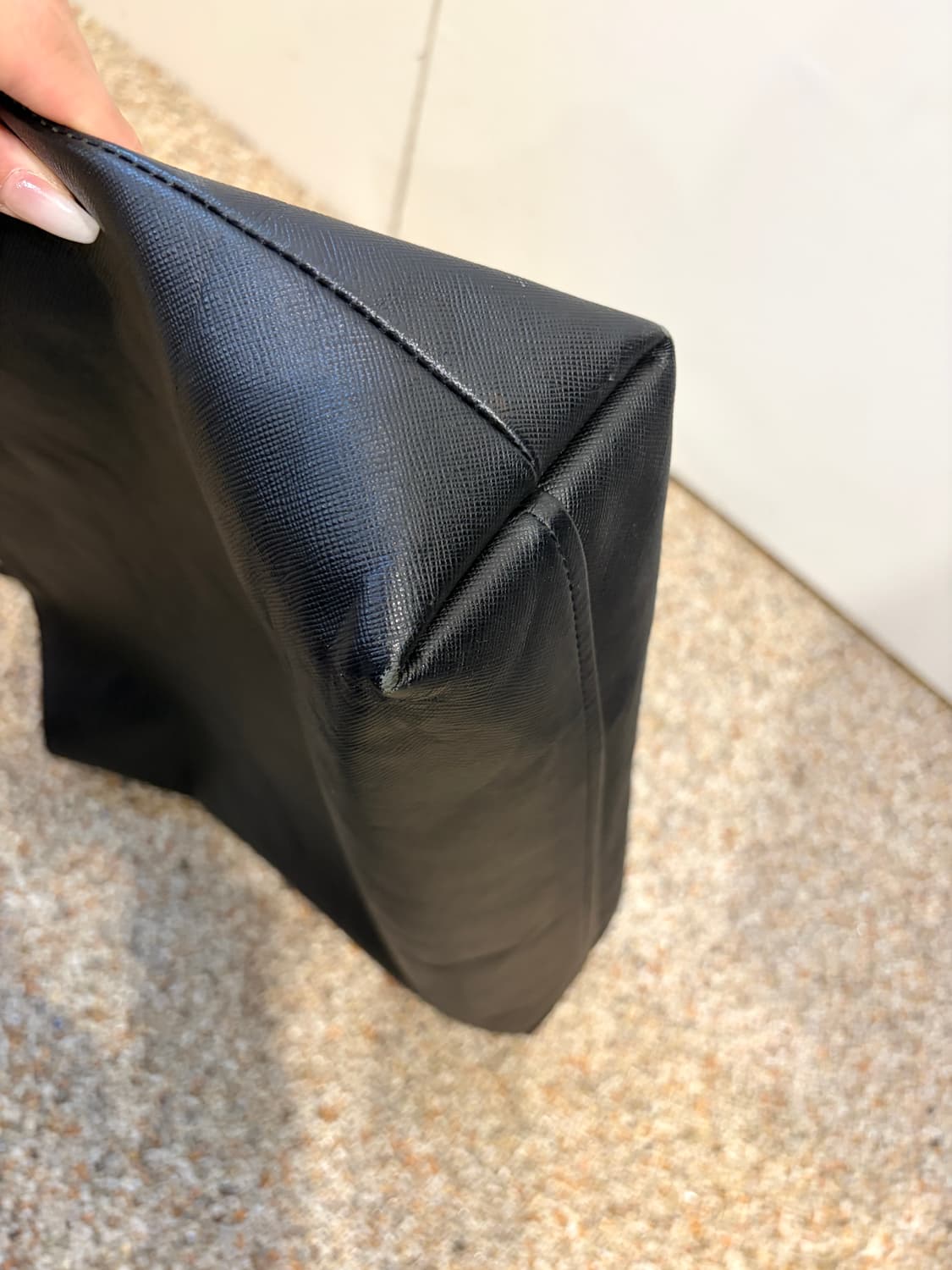 꼼데가르송 레더 토트백 상품이미지4