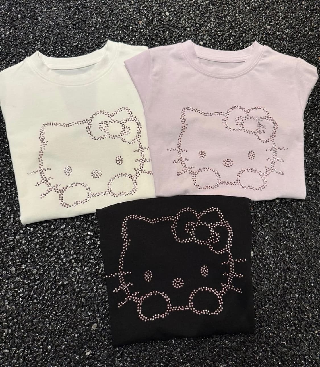 키티 y2k 스타일 큐빅 크롭티 상품이미지1