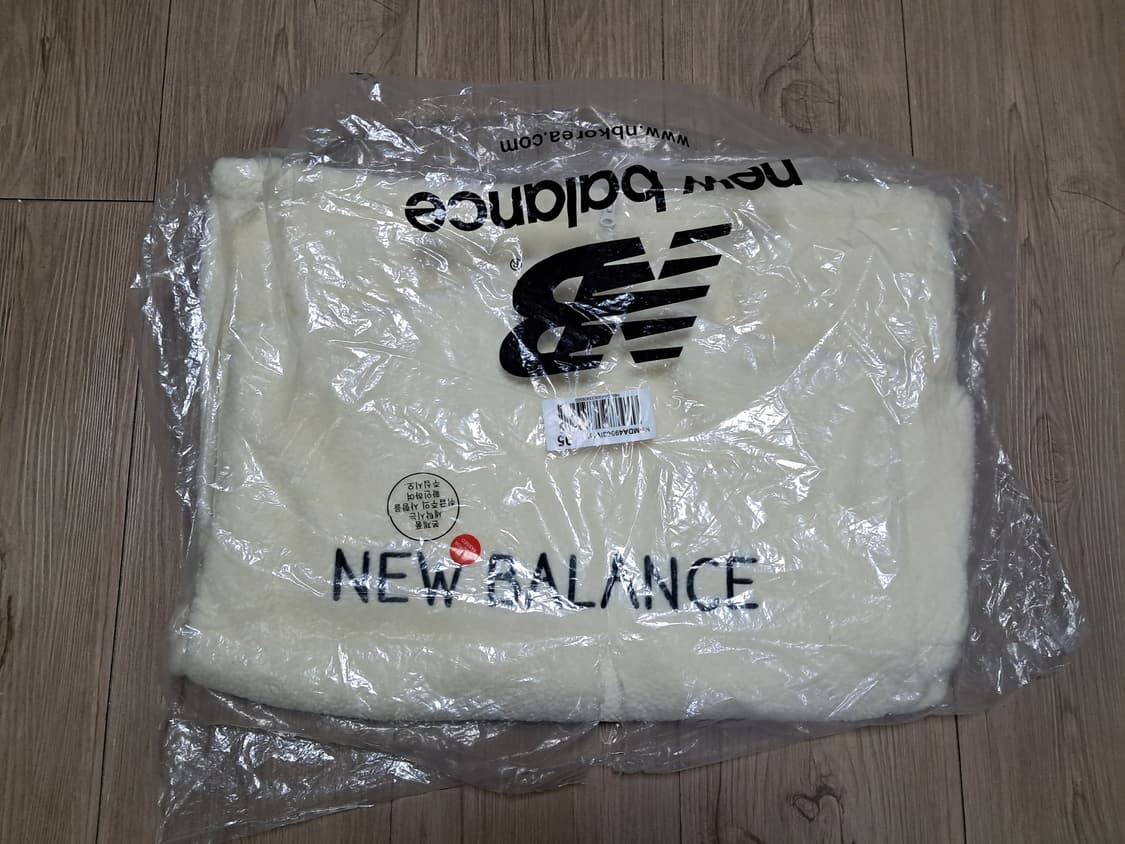 뉴발란스 뽀글이 집업 M 새상품  상품이미지4