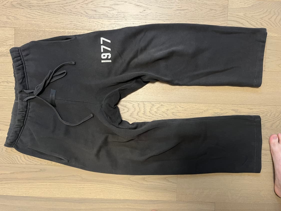 피오갓 에센셜 1977 아이언 스웨트팬츠(xs) 상품이미지1