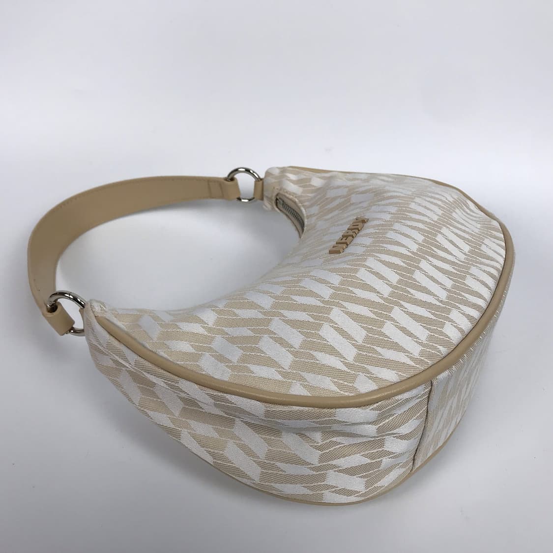 널디 레더 패브릭 호보 숄더백 여성 가방 상품이미지4