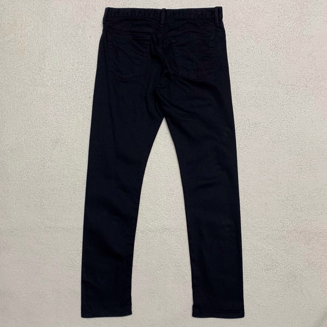 [표기 32, 실측 33] 유니클로 스트레이트핏 셀비지 블랙진 상품이미지1